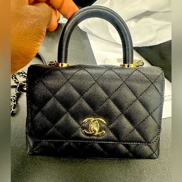 COPY - Chanel coco handle in size small/mini - Picture 1 of 3